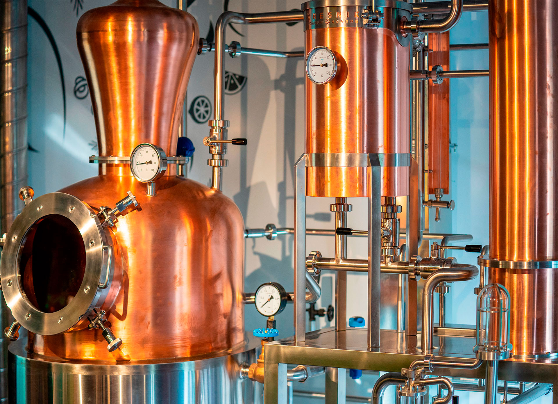 Dara Gin Copper Alembic Distillation